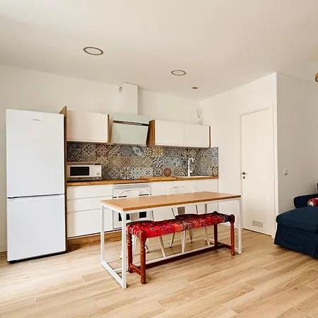 Apartmán Playa De Canteras-albareda 2 *