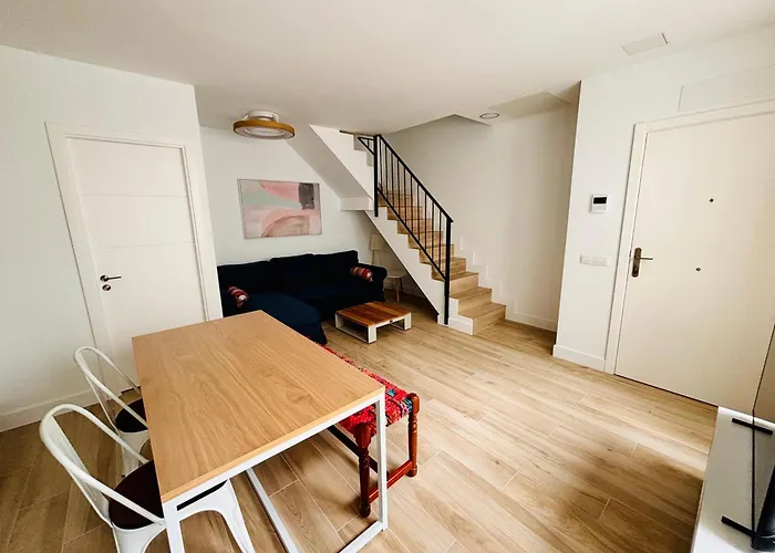 Playa De Canteras-albareda 2 Apartment *